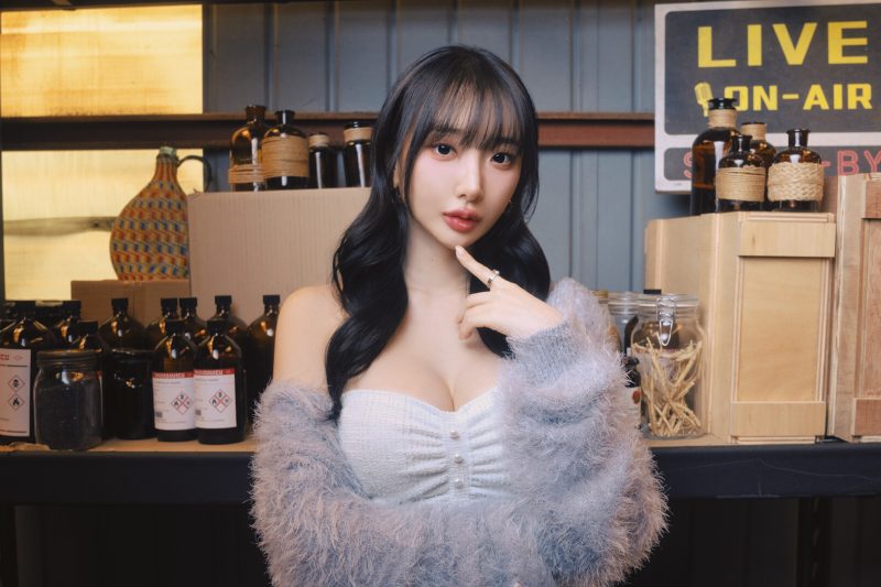 Beauties and the Stranded delayed again