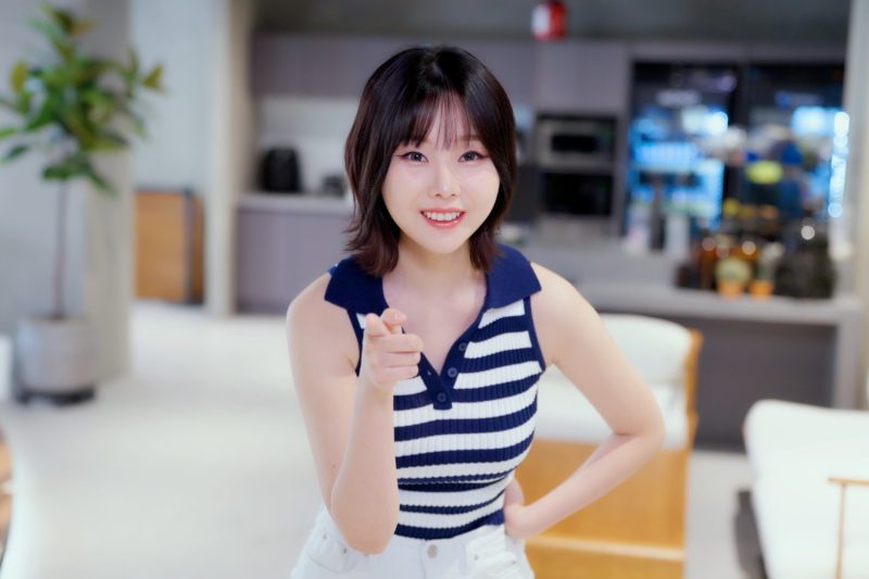 Heroines Through My Lens demo out